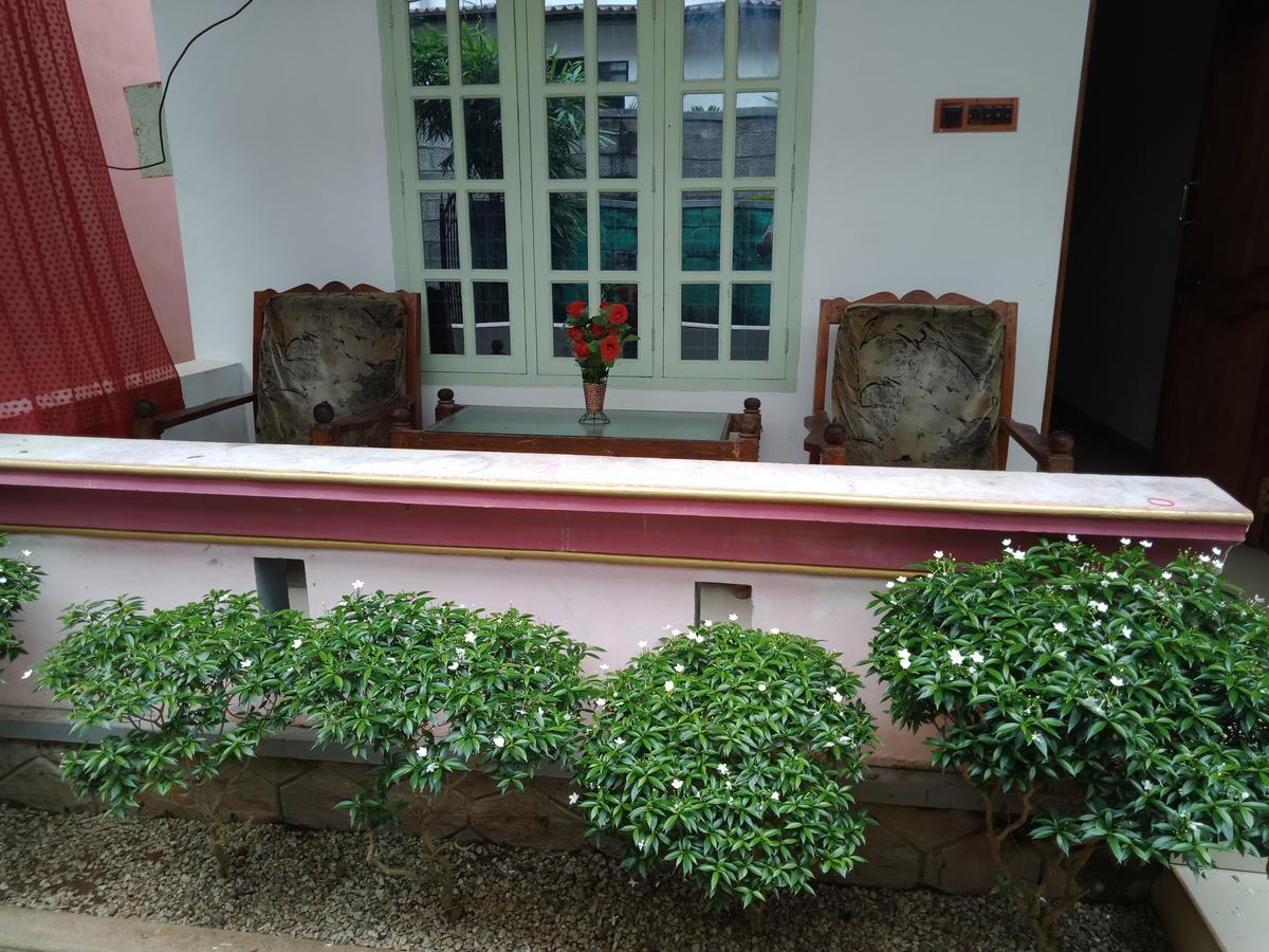 Mango Palace Hotel Varkala Buitenkant foto