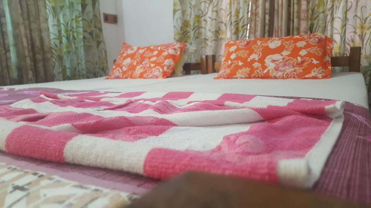 Mango Palace Hotel Varkala Buitenkant foto