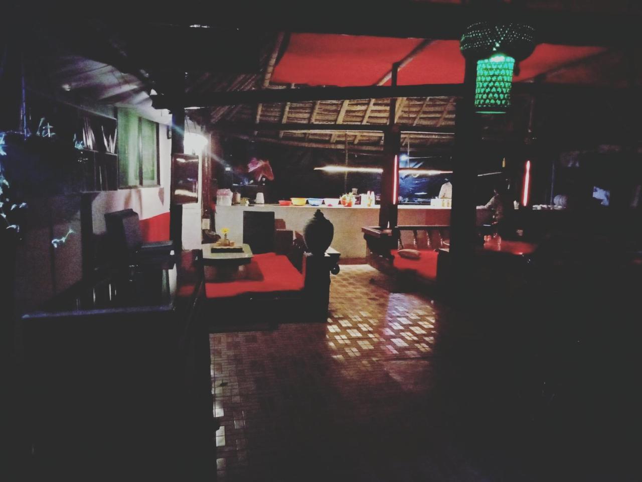 Mango Palace Hotel Varkala Buitenkant foto