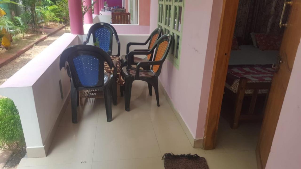 Mango Palace Hotel Varkala Buitenkant foto
