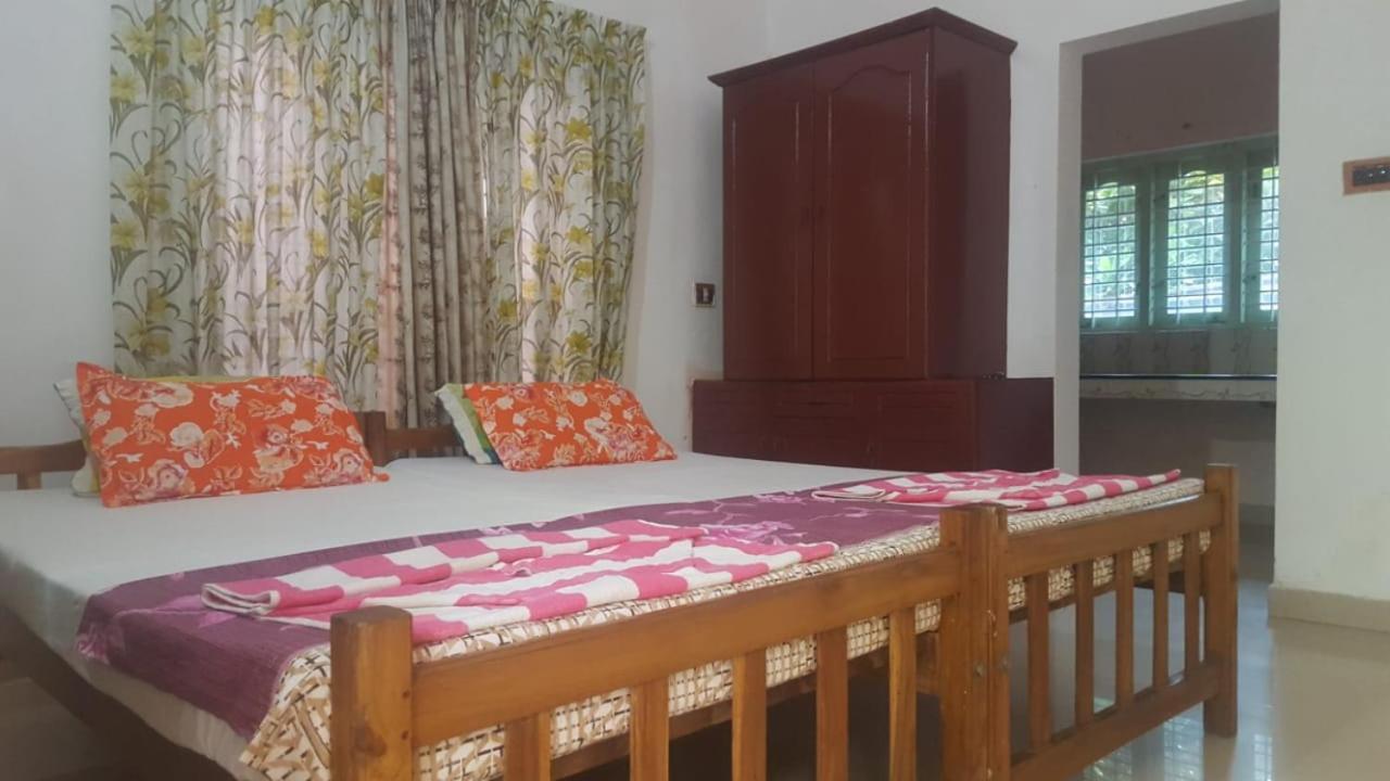 Mango Palace Hotel Varkala Kamer foto